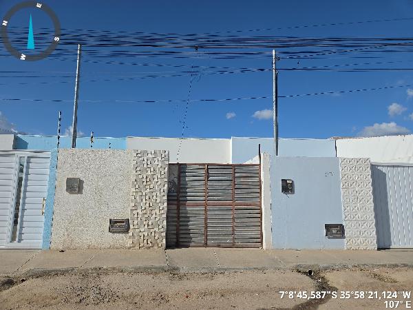 Vende-se em Puxinana-PB  Casa, 66.65 de área total, 66.65 de área privativa, 125.00 de área do terreno,  2_qto(s), a.serv, WC, 1_sala(s), cozinha.