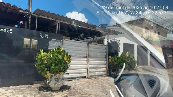 Vende-se em Santa Rita-PB  Casa, 48.50 de área total, 48.50 de área privativa, 50.00 de área do terreno,  2_qto(s), a.serv, WC, 1_sala(s), cozinha, 1_vaga(s) de garagem.