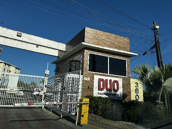 Vende-se em Salvador-BA  apto, 43.68 de área total, 43.68 de área privativa,  2_qto(s), a.serv, WC, 1_sala(s), cozinha, 1_vaga(s) de garagem.