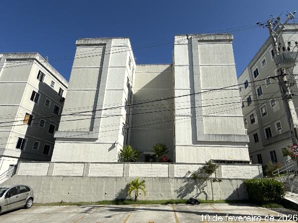 Vende-se em Salvador-BA  apto, 50.39 de área total, 41.40 de área privativa,  2_qto(s), WC, 1_sala(s), cozinha.