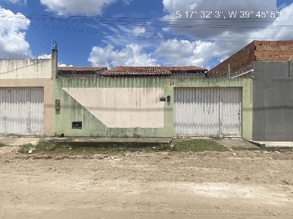 Vende-se em Teixeira De Freitas-BA  Casa, 60.00 de área privativa, 200.00 de área do terreno,  2_qto(s), WC, 1_sala(s), cozinha.