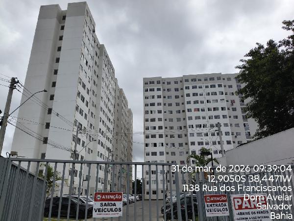 Vende-se em Salvador-BA  apto, 66.79 de área total, 38.70 de área privativa,  2_qto(s), a.serv, WC, 1_sala(s), cozinha.