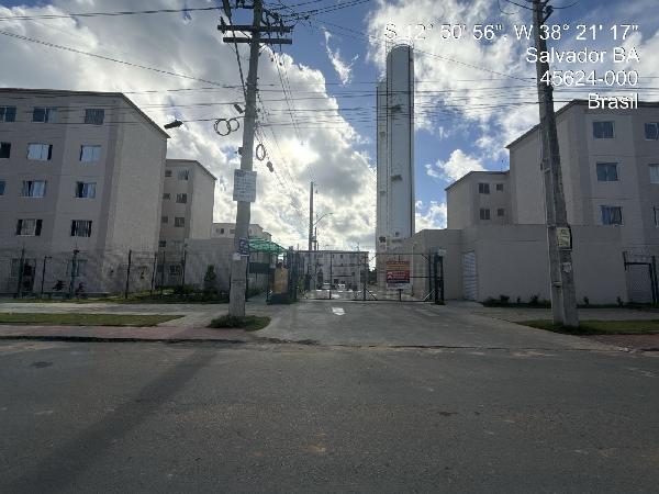 Vende-se em Salvador-BA  apto, 70.47 de área total, 40.53 de área privativa,  2_qto(s), a.serv, WC, 1_sala(s), cozinha.
