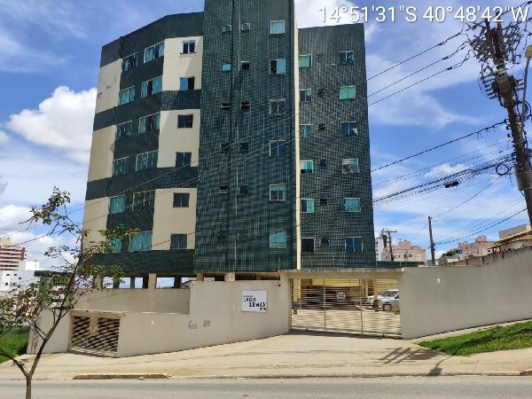 Vende-se em Vitoria Da Conquista-BA  apto, 111.03 de área total, 70.68 de área privativa,  3_qto(s), WC, 1_sala(s), cozinha, 1_vaga(s) de garagem.