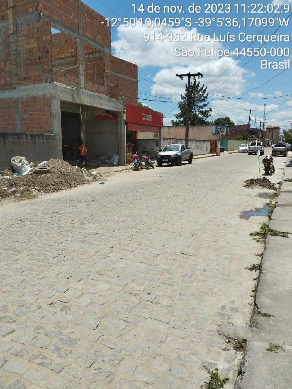 Vende-se em Sao Felipe-BA  Terreno, 2400.00 de área do terreno.