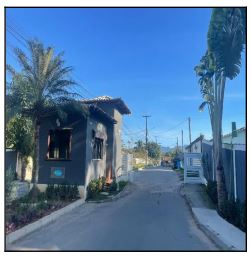 Vende-se em Cachoeiras De Macacu-RJ  Casa, 60.00 de área total, 60.00 de área privativa, 300.00 de área do terreno,  2_qto(s), a.serv, WC, 1_sala(s), cozinha.
