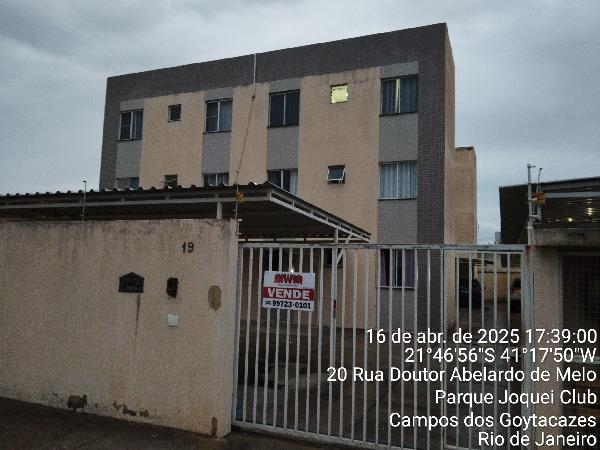 Vende-se em Campos Dos Goytacazes-RJ  apto, 79.54 de área total, 45.96 de área privativa,  2_qto(s).