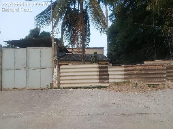 Vende-se em Belford Roxo-RJ  Casa, 206.00 de área privativa, 360.00 de área do terreno,  3_qto(s), WC, 1_sala(s), cozinha, Terraco.