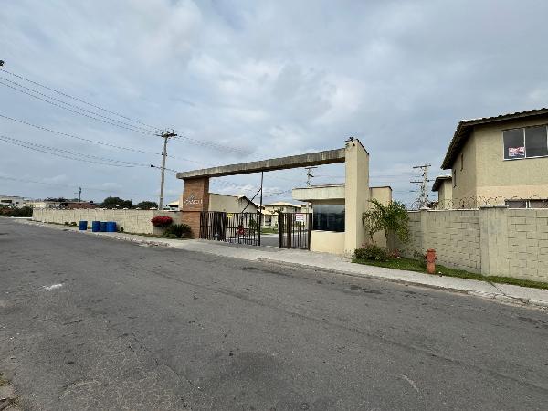 Vende-se em Cabo Frio-RJ  apto, 50.41 de área total, 50.41 de área privativa,  2_qto(s), a.serv, WC, 1_sala(s), cozinha, 1_vaga(s) de garagem.