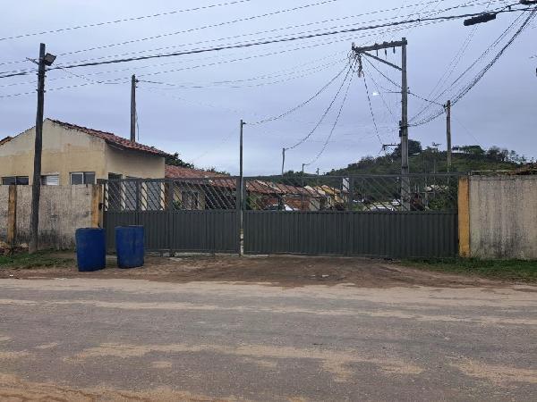 Vende-se em Itaborai-RJ  Casa, 58.40 de área privativa, 190.74 de área do terreno,  3_qto(s), a.serv, WC, 1_sala(s), sacada, cozinha, 1_vaga(s) de garagem.