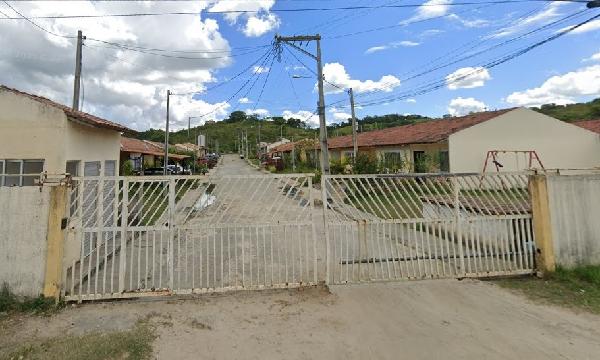 Vende-se em Itaborai-RJ  Casa, 61.14 de área privativa, 125.92 de área do terreno,  2_qto(s), a.serv, WC, 1_sala(s), cozinha, 1_vaga(s) de garagem.