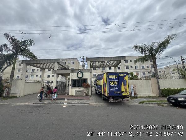 Vende-se em Campos Dos Goytacazes-RJ  apto, 83.18 de área total, 41.85 de área privativa,  2_qto(s), a.serv, WC, 1_sala(s), cozinha, 1_vaga(s) de garagem.
