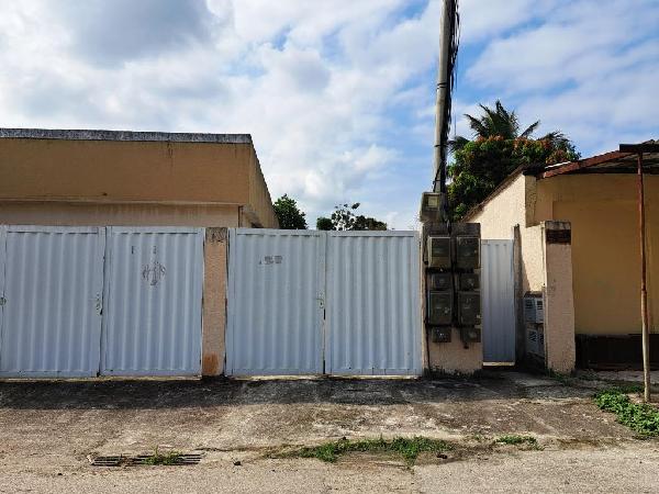 Vende-se em Duque De Caxias-RJ  Casa, 43.96 de área privativa, 46.35 de área do terreno,  2_qto(s), WC, 1_sala(s), cozinha, 1_vaga(s) de garagem.