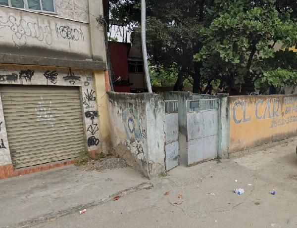 Vende-se em Duque De Caxias-RJ  Casa, 25.00 de área privativa, 28.30 de área do terreno,  1_qto(s), WC, 1_sala(s), cozinha.