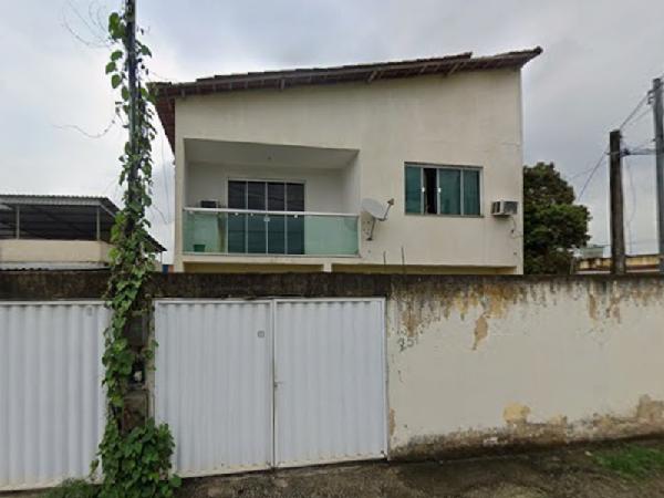 Vende-se em Duque De Caxias-RJ  Casa, 127.60 de área total, 127.60 de área privativa, 108.00 de área do terreno,  3_qto(s), a.serv, WC, 1_sala(s), cozinha, 1_vaga(s) de garagem.