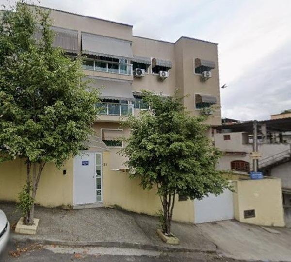Vende-se em Duque De Caxias-RJ  apto, 100.08 de área total, 100.08 de área privativa,  2_qto(s), a.serv, WC, 1_sala(s), cozinha, 1_vaga(s) de garagem.