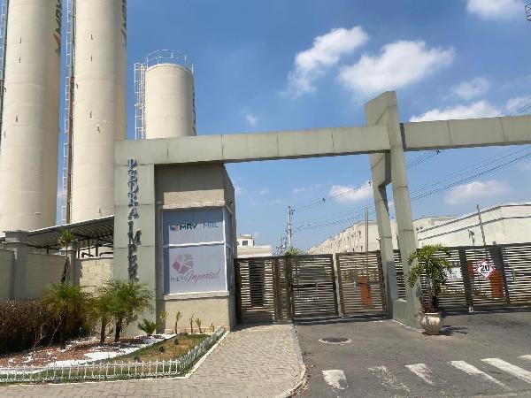 Vende-se em Itaborai-RJ  apto, 85.00 de área total, 40.82 de área privativa,  2_qto(s), WC, 1_sala(s), cozinha, 1_vaga(s) de garagem.