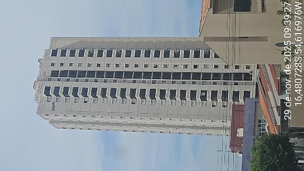 Vende-se em Rondonopolis-MT  apto, 107.59 de área total, 107.59 de área privativa,  3_qto(s), a.serv, WC, 1_sala(s), cozinha, 4_vaga(s) de garagem.