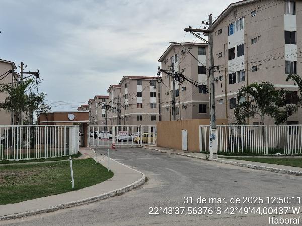 Vende-se em Itaborai-RJ  apto, 88.72 de área total, 43.95 de área privativa,  2_qto(s), WC, 1_sala(s), cozinha, 1_vaga(s) de garagem.