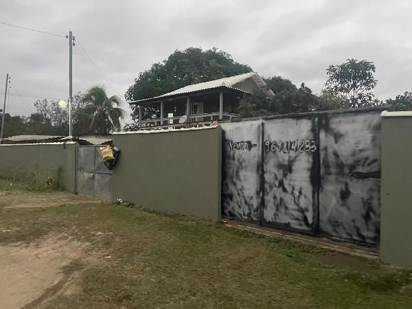 Vende-se em Itaborai-RJ  Casa, 54.90 de área privativa, 180.00 de área do terreno,  2_qto(s), WC, 1_sala(s), cozinha.