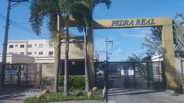 Vende-se em Itaborai-RJ  apto, 40.82 de área total, 40.82 de área privativa,  2_qto(s), a.serv, WC, 1_sala(s), cozinha.