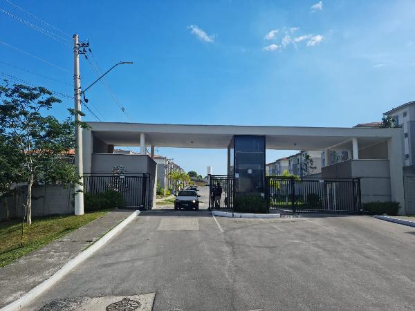 Vende-se em Itaborai-RJ  apto, 48.80 de área total, 48.80 de área privativa,  2_qto(s), WC, 1_sala(s), cozinha.