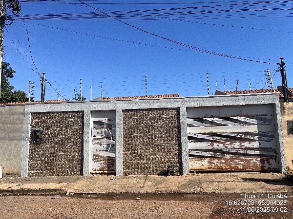 Vende-se em Cuiaba-MT  Casa, 46.66 de área total, 46.66 de área privativa, 180.00 de área do terreno,  2_qto(s), a.serv, WC, 1_sala(s), cozinha, 1_vaga(s) de garagem.
