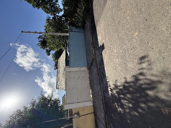 Vende-se em Marica-RJ  Casa, 46.65 de área total, 46.65 de área privativa, 216.00 de área do terreno,  1_qto(s), varanda, a.serv, WC, 1_sala(s), cozinha.