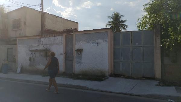 Vende-se em Marica-RJ  Casa, 76.20 de área total, 76.20 de área privativa, 323.25 de área do terreno,  2_qto(s), a.serv, WC, 1_sala(s), cozinha.