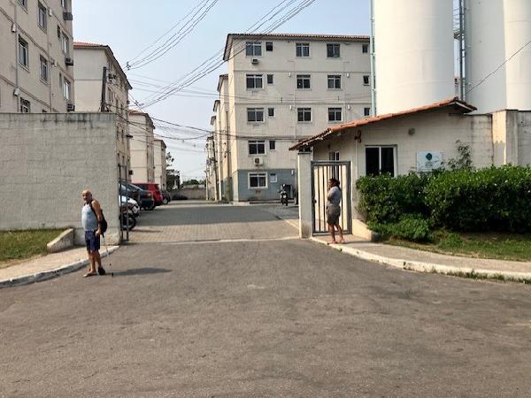 Vende-se em Mesquita-RJ  apto, 42.90 de área privativa,  2_qto(s), WC, 1_sala(s), cozinha, 1_vaga(s) de garagem.