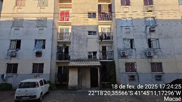 Vende-se em Macae-RJ  apto, 48.91 de área total, 44.69 de área privativa,  2_qto(s), WC, 1_sala(s), cozinha.