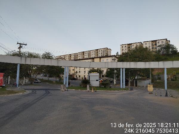 Vende-se em Macae-RJ  apto, 51.17 de área total, 51.17 de área privativa,  2_qto(s), WC, 1_sala(s), cozinha.