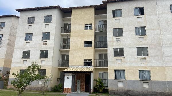 Vende-se em Macae-RJ  apto, 44.69 de área total, 44.69 de área privativa,  2_qto(s), a.serv, WC, 1_sala(s), cozinha.