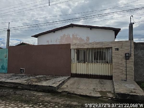 Vende-se em Mossoro-RN  Casa, 81.23 de área total, 81.23 de área privativa, 150.00 de área do terreno,  1_qto(s), WC, cozinha.