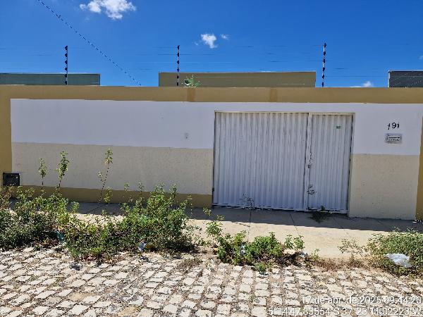Vende-se em Mossoro-RN  Casa, 53.52 de área total, 53.52 de área privativa, 200.00 de área do terreno,  2_qto(s), varanda, a.serv, WC, 1_sala(s), cozinha.