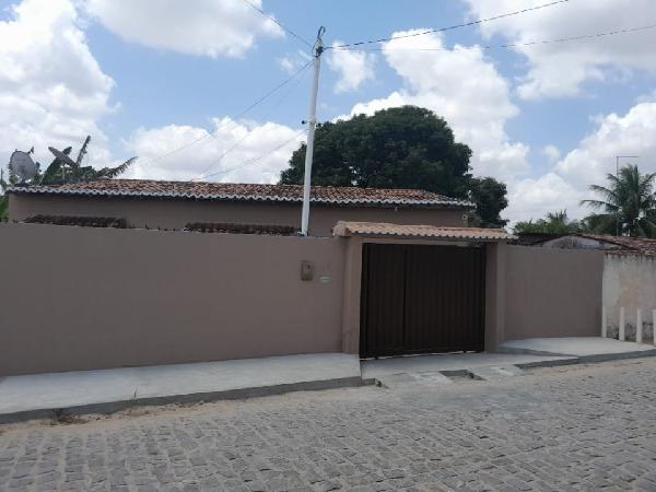 Vende-se em Passagem-RN  Casa, 130.00 de área privativa, 200.00 de área do terreno,  3_qto(s), WC, 1_sala(s), cozinha.