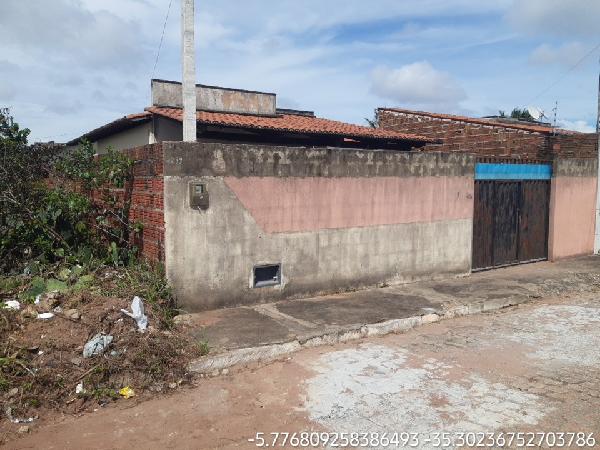 Vende-se em Sao Goncalo Do Amarante-RN  Casa, 86.45 de área total, 86.45 de área privativa, 210.00 de área do terreno,  2_qto(s), a.serv, WC, 1_sala(s), cozinha, Terraco, 1_vaga(s) de garagem.