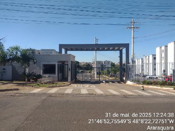 Vende-se em Araraquara-SP  apto, 97.04 de área total, 44.14 de área privativa,  2_qto(s), WC, 1_sala(s), cozinha.