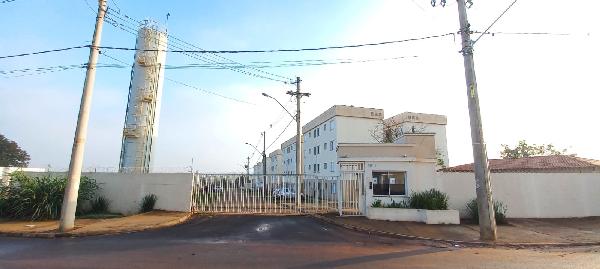 Vende-se em Araraquara-SP  apto, 51.28 de área total, 45.72 de área privativa,  2_qto(s), WC, 1_sala(s), cozinha, 1_vaga(s) de garagem.