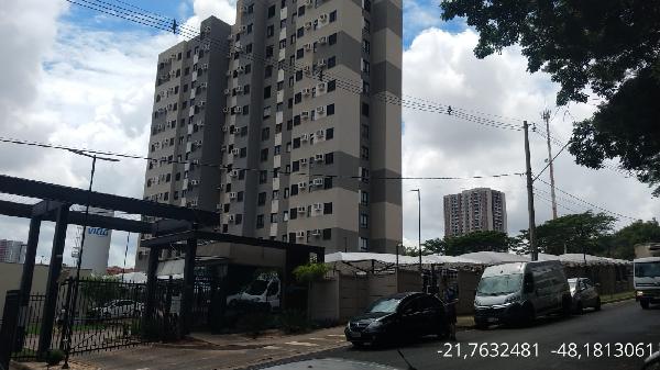 Vende-se em Araraquara-SP  apto, 103.16 de área total, 50.39 de área privativa,  2_qto(s), WC, 1_sala(s), cozinha, 1_vaga(s) de garagem.