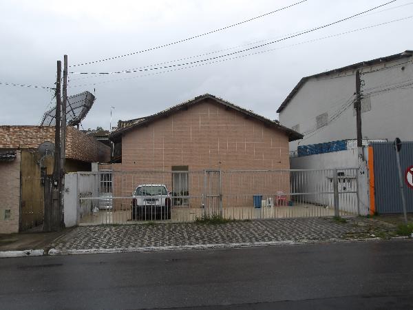 Vende-se em Praia Grande-SP  Casa, 40.31 de área total, 37.35 de área privativa, 108.90 de área do terreno,  1_qto(s), a.serv, WC, 1_sala(s), cozinha, 1_vaga(s) de garagem.