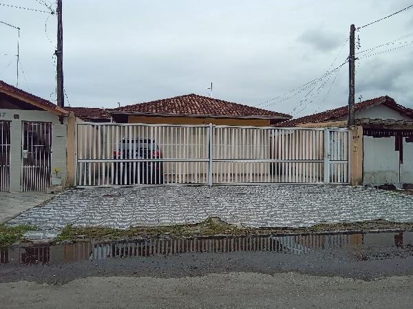 Vende-se em Praia Grande-SP  Casa, 46.25 de área total, 42.73 de área privativa, 39.96 de área do terreno,  2_qto(s), a.serv, WC, 1_sala(s), cozinha, 1_vaga(s) de garagem.