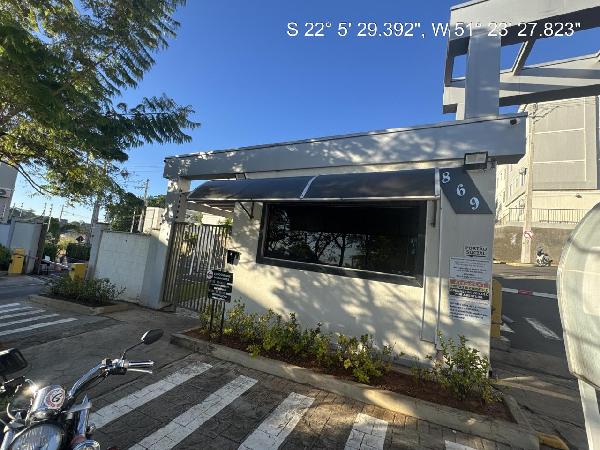 Vende-se em Presidente Prudente-SP  apto, 94.32 de área total, 39.30 de área privativa,  2_qto(s), a.serv, WC, 1_sala(s), cozinha, 1_vaga(s) de garagem.