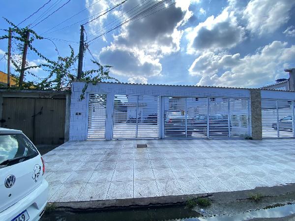 Vende-se em Praia Grande-SP  Casa, 45.65 de área total, 44.97 de área privativa, 45.65 de área do terreno,  2_qto(s), a.serv, WC, 1_sala(s), cozinha, 1_vaga(s) de garagem.