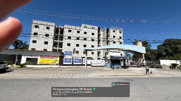 Vende-se em Pindamonhangaba-SP  apto, 89.30 de área total, 50.43 de área privativa,  2_qto(s), a.serv, WC, 1_sala(s), cozinha, 1_vaga(s) de garagem.