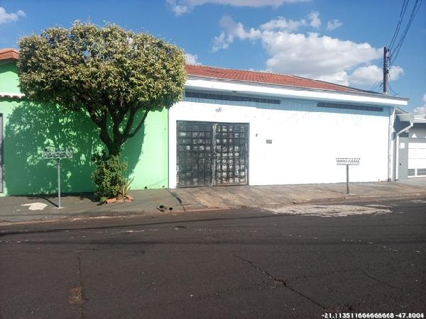 Vende-se em Ribeirao Preto-SP  Casa, 174.97 de área total, 174.97 de área privativa, 200.00 de área do terreno,  3_qto(s), a.serv, WC, 1_sala(s), cozinha.