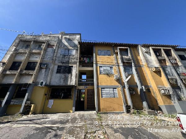 Vende-se em Manaus-AM  apto, 61.53 de área total, 43.53 de área privativa,  1_qto(s), WC, 1_sala(s), cozinha, 1_vaga(s) de garagem.