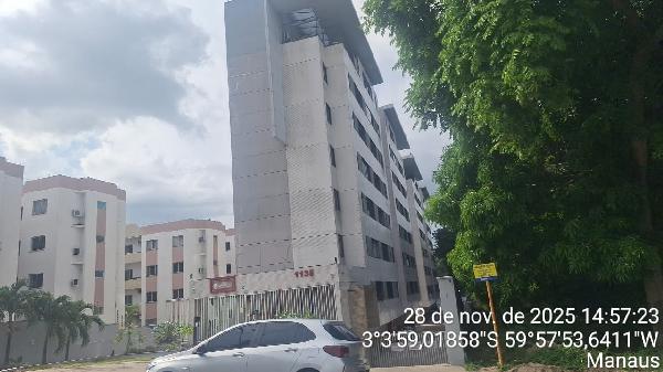 Vende-se em Manaus-AM  apto, 249.36 de área total, 131.58 de área privativa,  3_qto(s), a.serv, WC, WC Emp, 1 lavabo(s), cozinha, 2_vaga(s) de garagem.