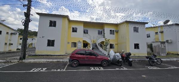 Vende-se em Manaus-AM  apto, 165.29 de área total, 40.39 de área privativa,  2_qto(s), a.serv, WC, 1_sala(s), cozinha.