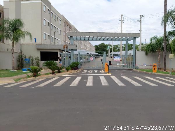 Vende-se em Ribeirao Preto-SP  apto, 108.39 de área total, 43.06 de área privativa,  2_qto(s), a.serv, WC, 1_sala(s), cozinha.